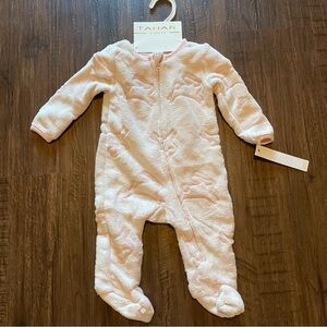 Tahari Baby NWT Pink Fleece Bunny Zip Footie One Piece Size 3-6M